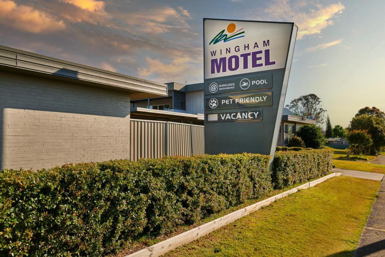 Wingham Motel Bagian luar foto